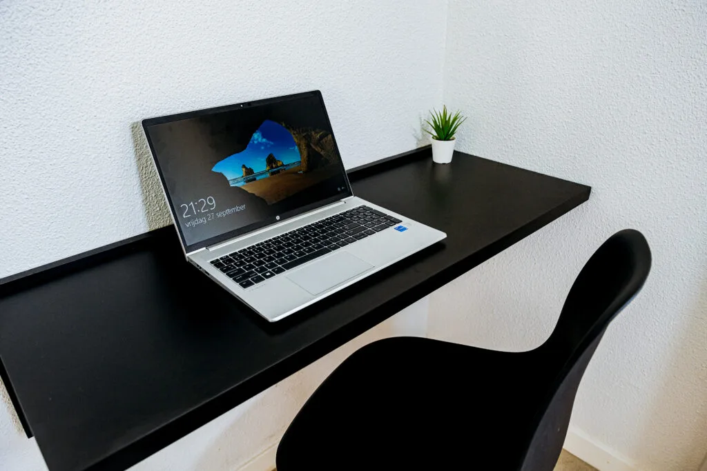 Office Nook Close up