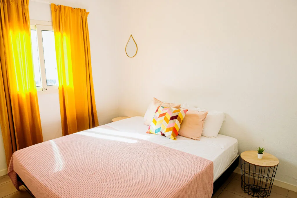 Premium Apartment Kingsize Bed