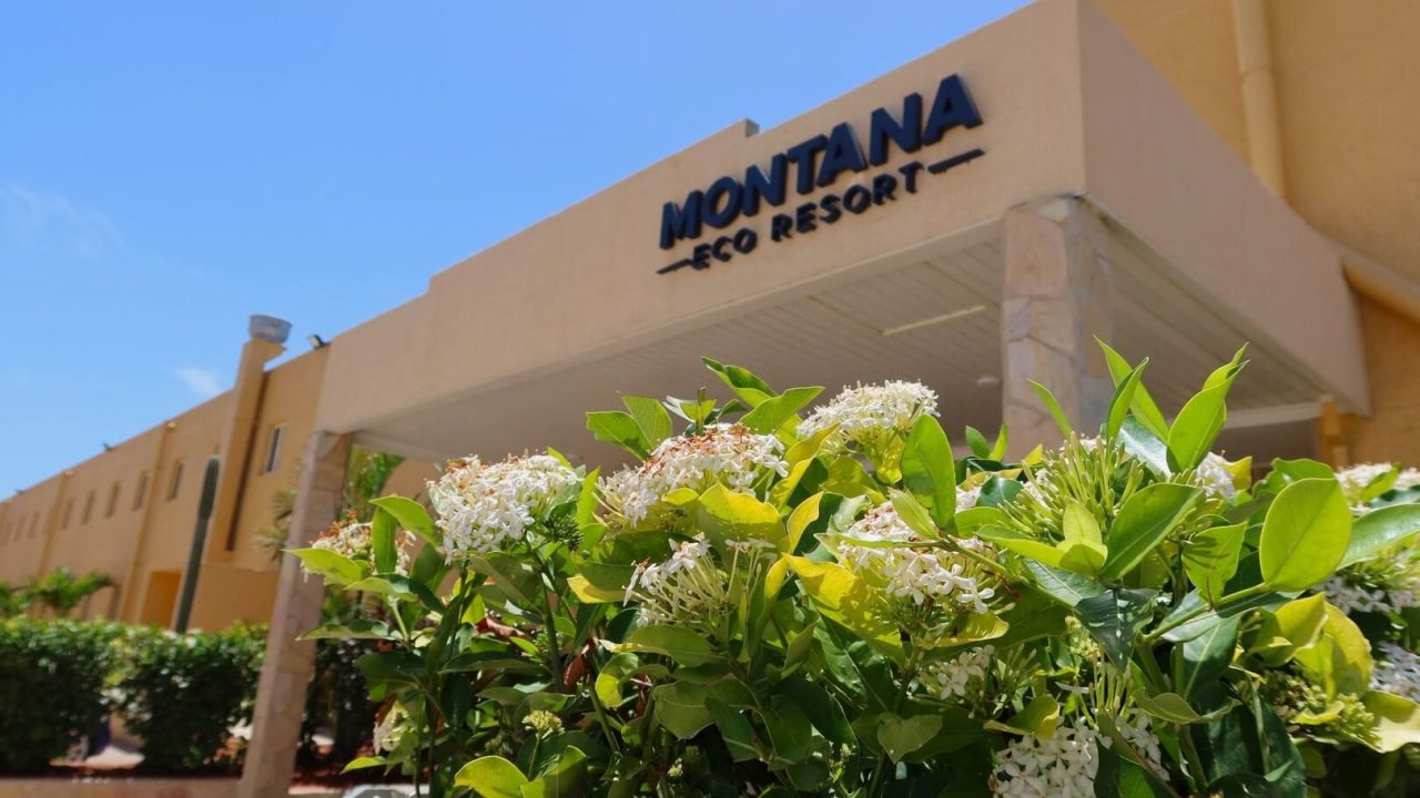 Montana Eco Hotel Entrance